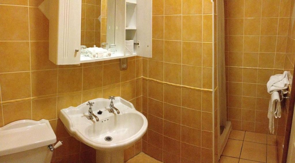 Virginia'S Guesthouse Kenmare Room photo