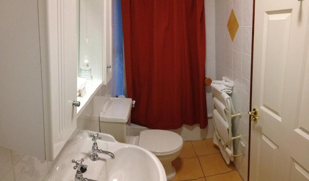 Virginia'S Guesthouse Kenmare Room photo
